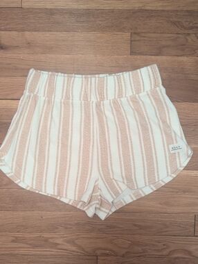 Roxy Cream and Tan Striped Knit Elastic-Waist Athletic Shorts